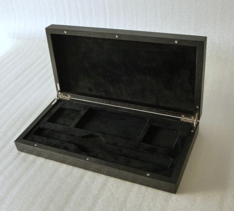 astuccio legno per orologio rivestito in velluto